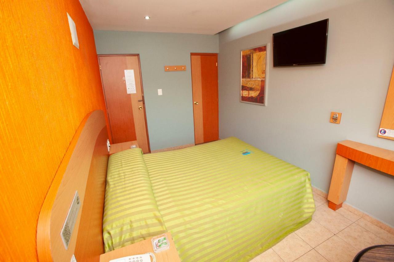 Hotel Lira - Solo Adultos Ciudad de México Exteriér fotografie