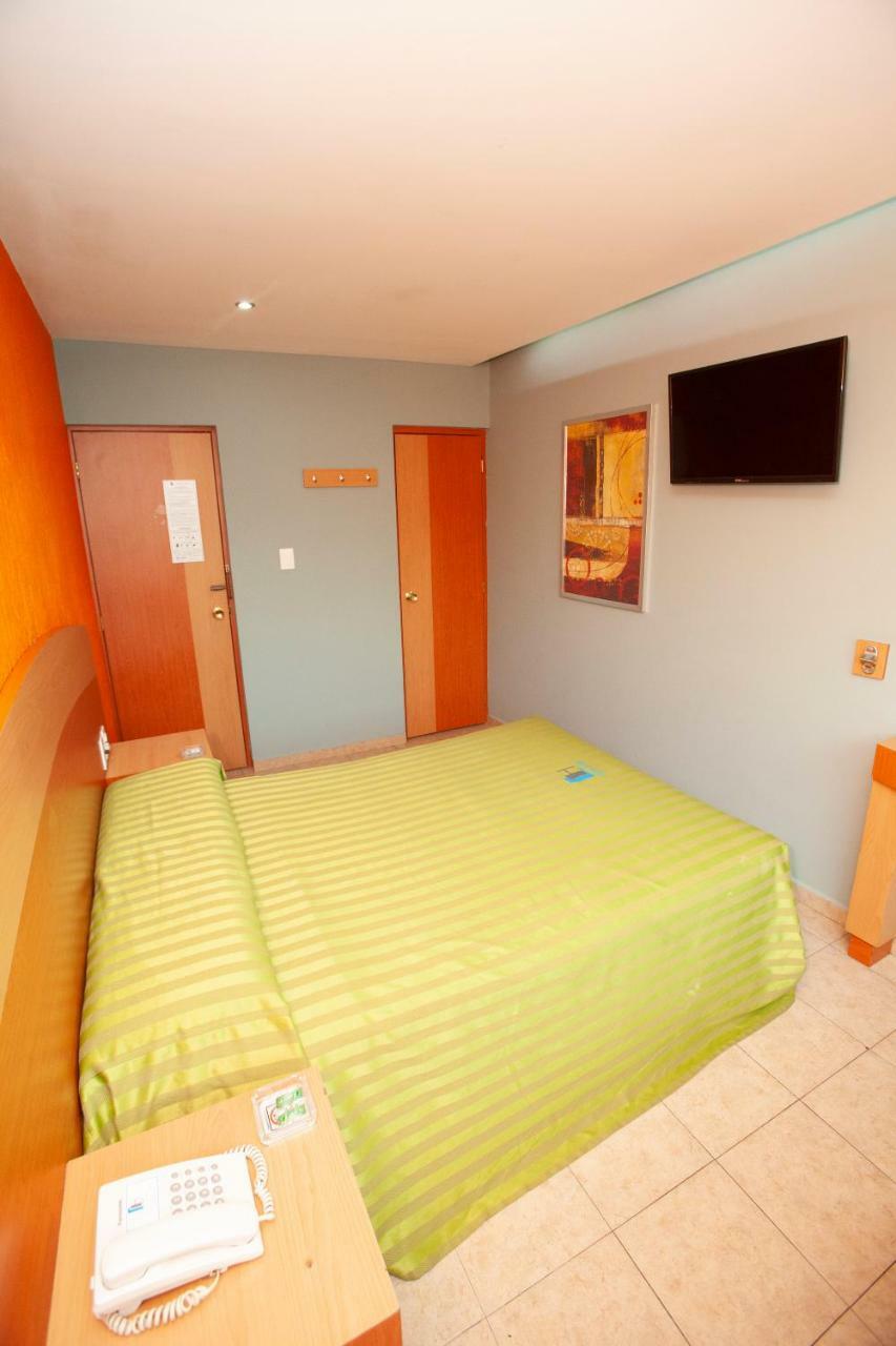 Hotel Lira - Solo Adultos Ciudad de México Exteriér fotografie